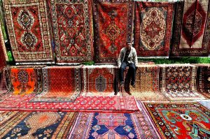 Yerevan_Vernissage_carpets